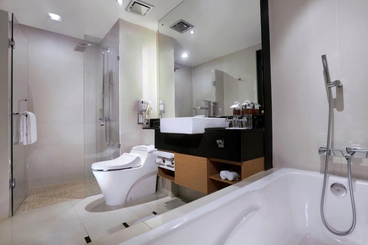 Grand City Hall Hotel & Serviced Residences Medan Eksteriør bilde